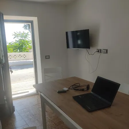 Monolocale La Mura Διαμέρισμα *